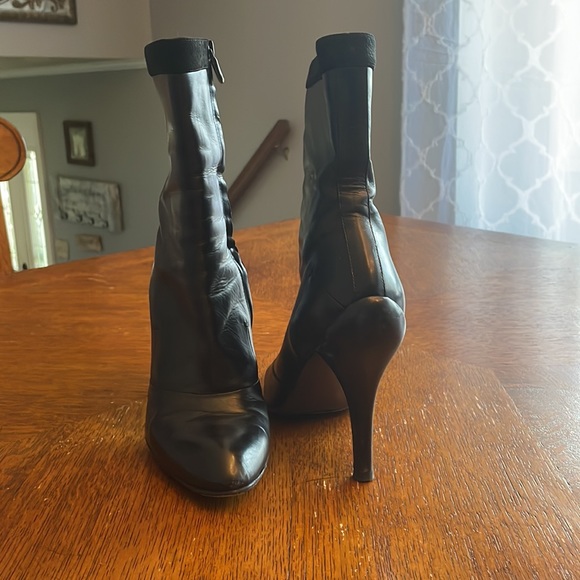 Costume National Shoe boot with Velvet trim EU 8. Gently Loved - Picture 5 of 5